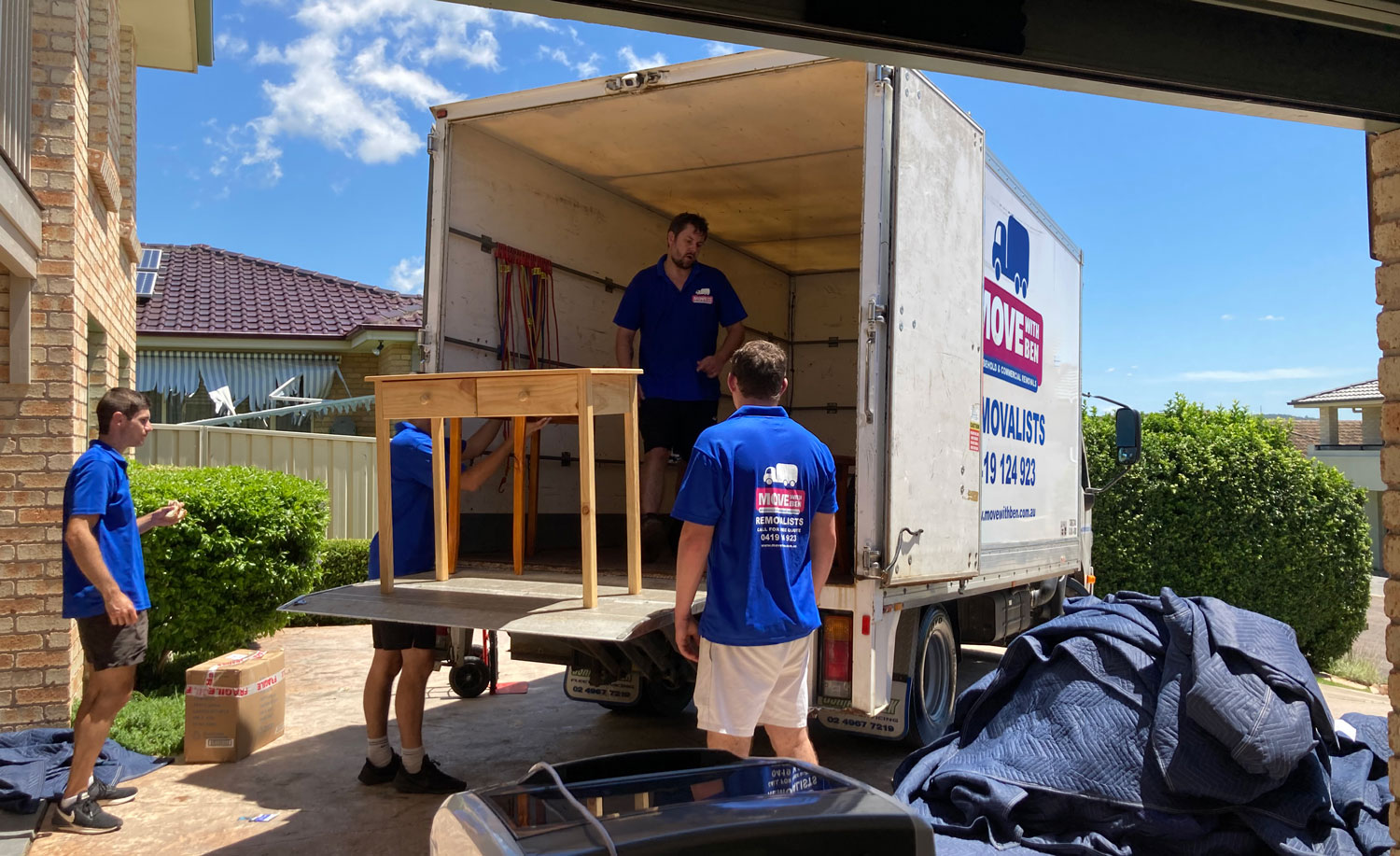 Why Hiring Professional Removalists is Worth the Cost